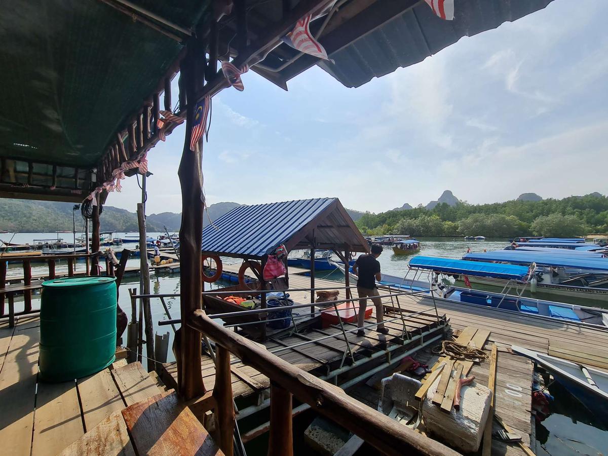 Things to do in Langkawi - fish-farm-floating-restaurant-kilim-river-langkawi-malaysia 3